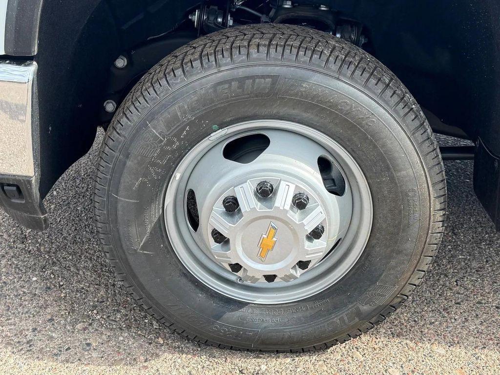 new 2025 Chevrolet Silverado 3500 car, priced at $60,633