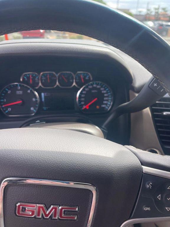 used 2018 GMC Yukon car, priced at $28,996