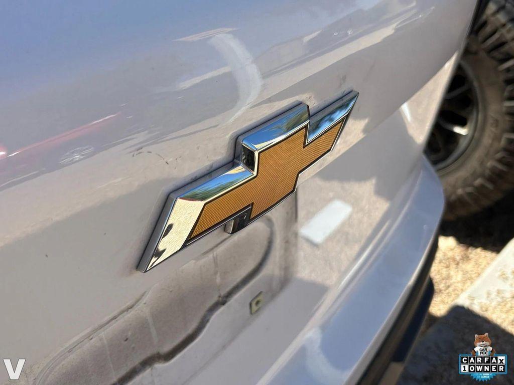 used 2025 Chevrolet Equinox car, priced at $19,744