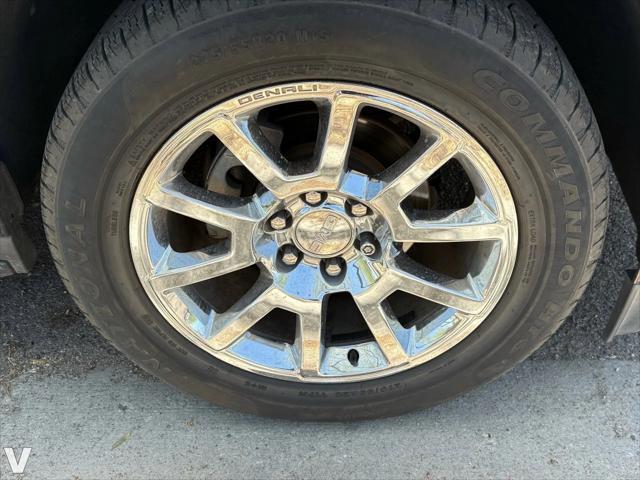 used 2017 GMC Yukon car, priced at $24,990