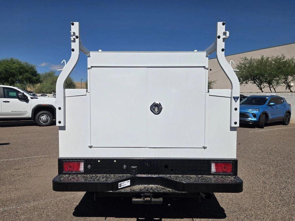 new 2025 GMC Sierra 2500 car, priced at $46,628