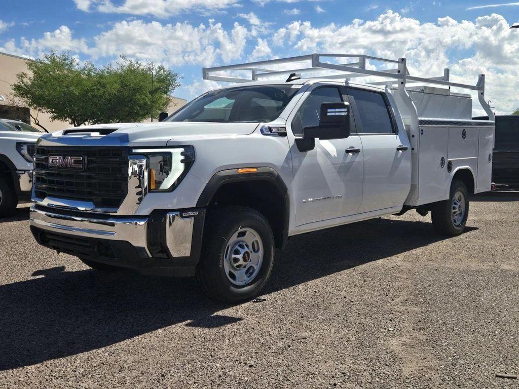 new 2025 GMC Sierra 2500 car, priced at $46,628