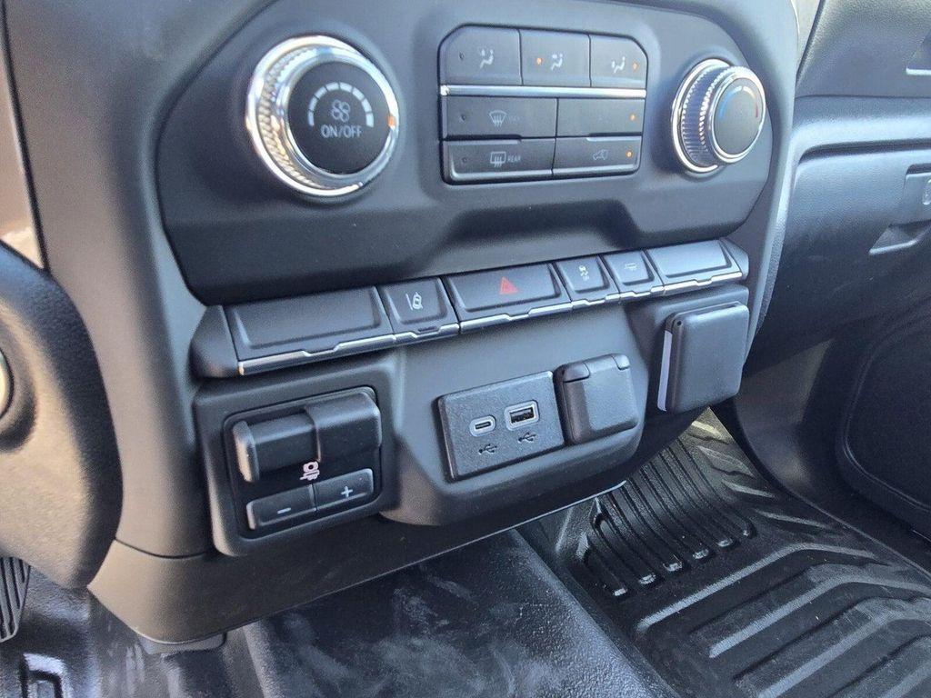 new 2025 GMC Sierra 2500 car, priced at $46,628