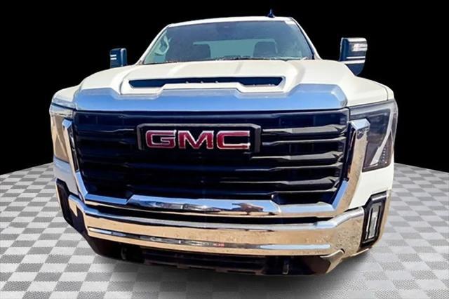 new 2024 GMC Sierra 2500 car, priced at $61,438