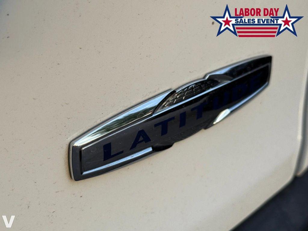 used 2015 Jeep Cherokee car