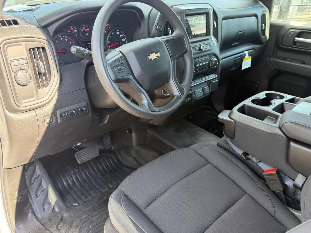 new 2024 Chevrolet Silverado 3500 car, priced at $51,903