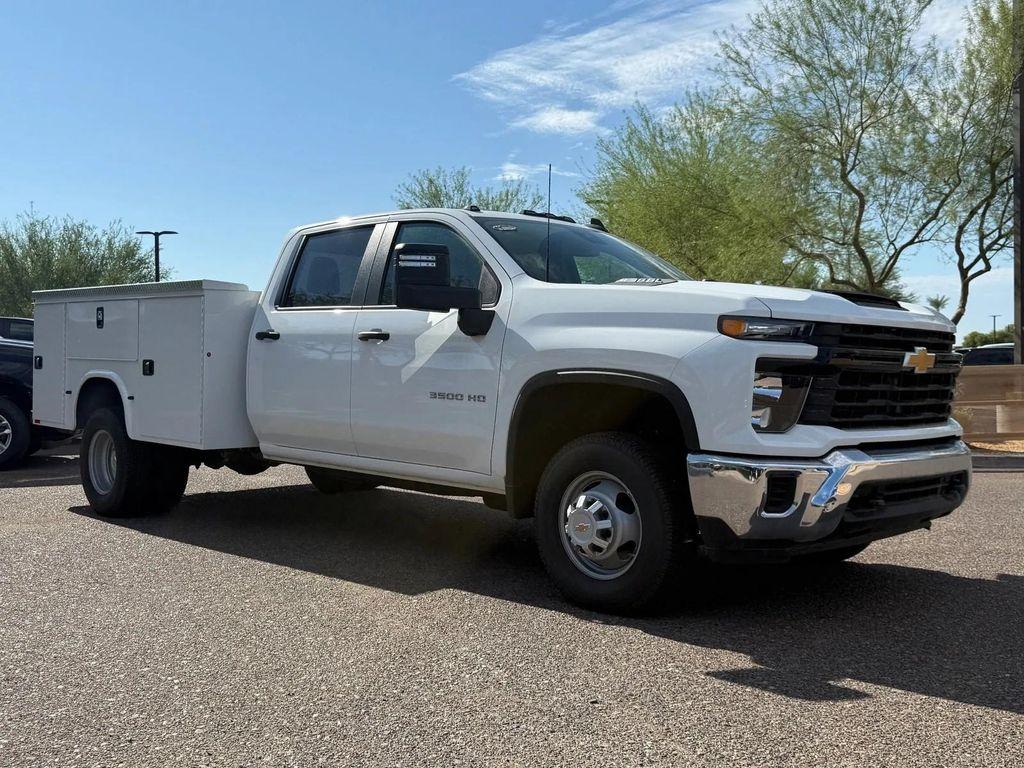 new 2024 Chevrolet Silverado 3500 car, priced at $51,903