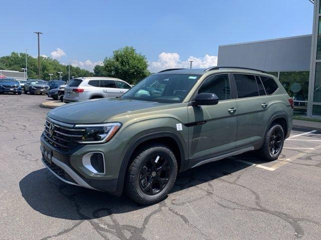 new 2025 Volkswagen Atlas car, priced at $43,058