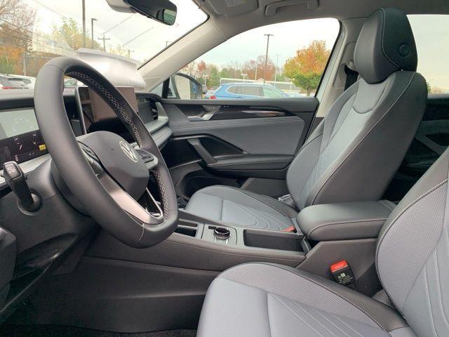 new 2026 Volkswagen Tiguan car, priced at $36,948