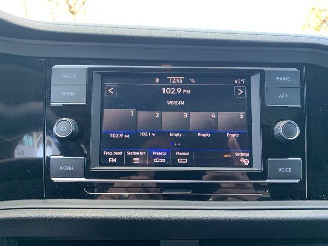 used 2024 Volkswagen Jetta car, priced at $23,288