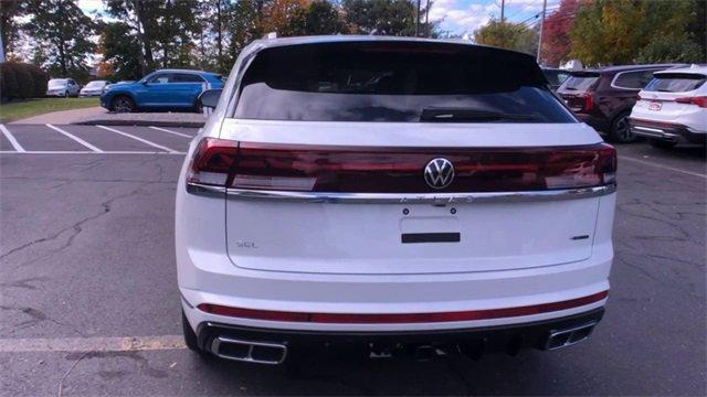 new 2024 Volkswagen Atlas Cross Sport car, priced at $49,655