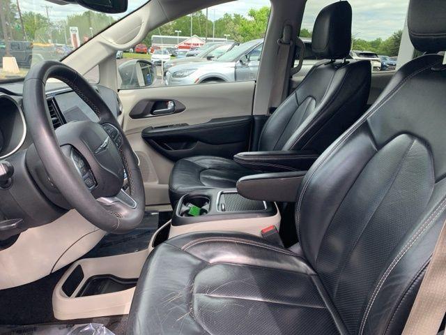 used 2022 Chrysler Pacifica car, priced at $22,677