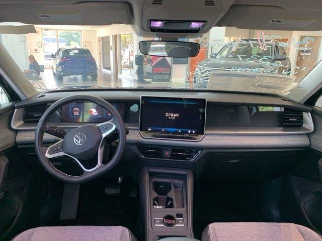 new 2025 Volkswagen Tiguan car, priced at $31,981