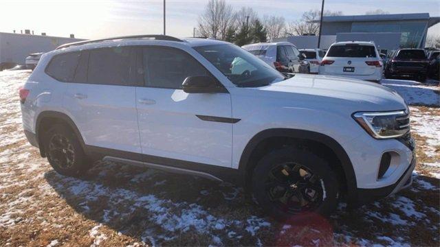 new 2025 Volkswagen Atlas car, priced at $47,196