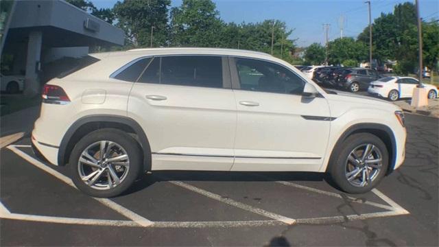 new 2024 Volkswagen Atlas Cross Sport car, priced at $49,930