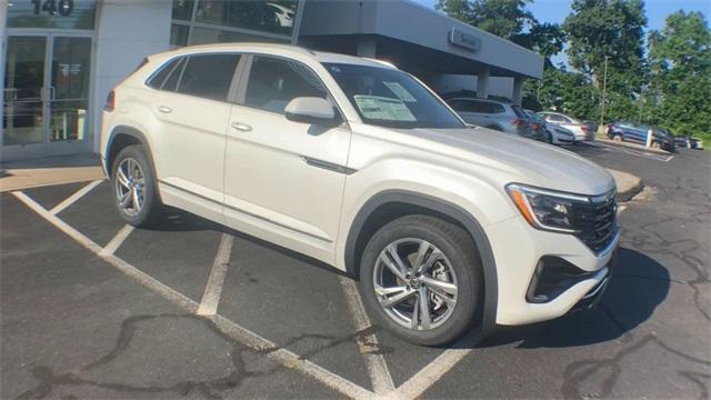 new 2024 Volkswagen Atlas Cross Sport car, priced at $49,930