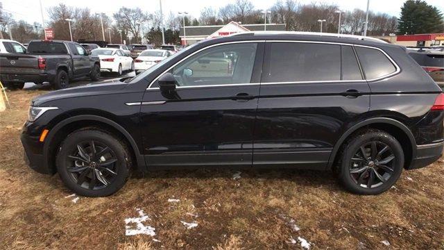 new 2024 Volkswagen Tiguan car, priced at $31,333