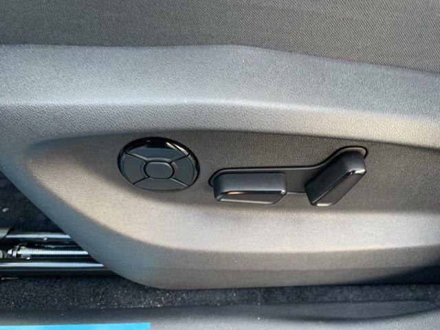 new 2026 Volkswagen Tiguan car, priced at $40,756