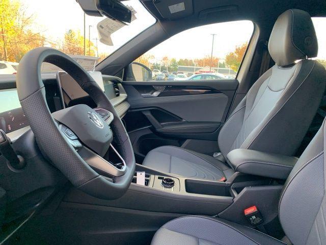 new 2026 Volkswagen Tiguan car, priced at $40,756