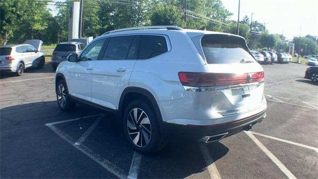 new 2024 Volkswagen Atlas car, priced at $50,179