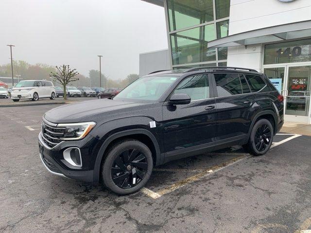 new 2025 Volkswagen Atlas car, priced at $44,295