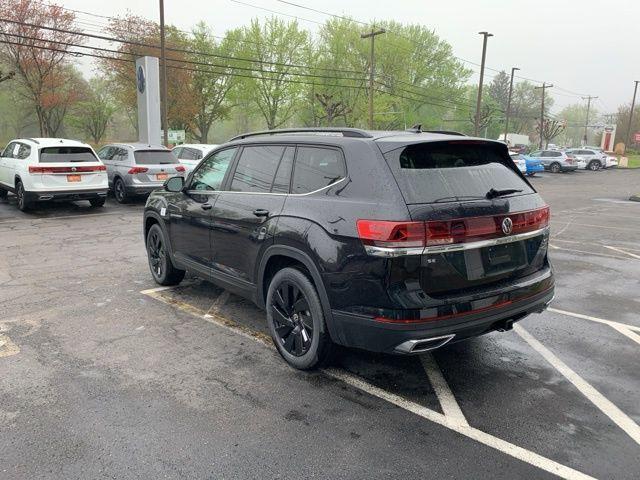 new 2025 Volkswagen Atlas car, priced at $44,295