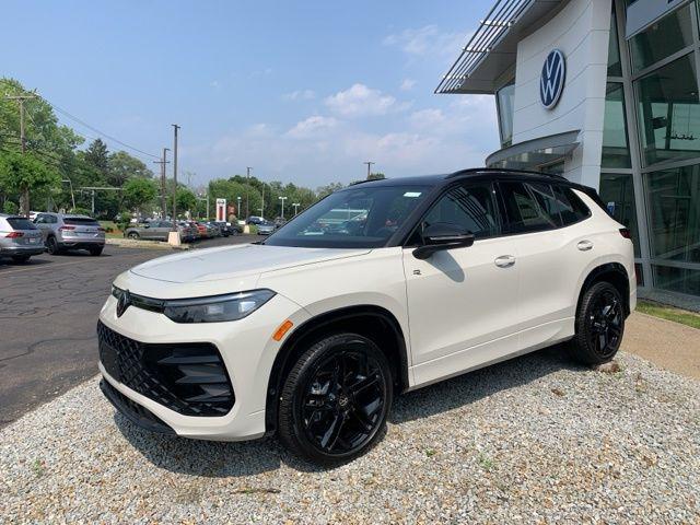 new 2025 Volkswagen Tiguan car, priced at $38,116