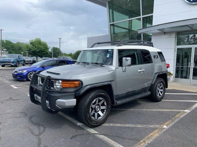 used 2010 Toyota FJ Cruiser car, priced at $17,478