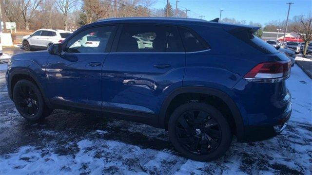 new 2025 Volkswagen Atlas Cross Sport car, priced at $45,801