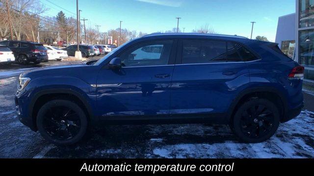 new 2025 Volkswagen Atlas Cross Sport car, priced at $44,422