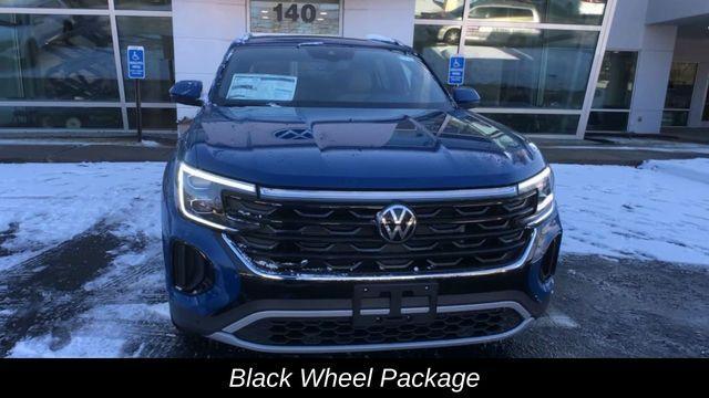new 2025 Volkswagen Atlas Cross Sport car, priced at $44,422