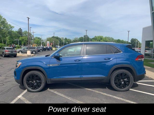 new 2025 Volkswagen Atlas Cross Sport car, priced at $43,422