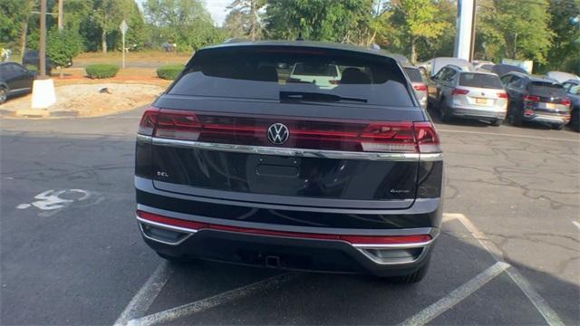 new 2024 Volkswagen Atlas Cross Sport car, priced at $48,898