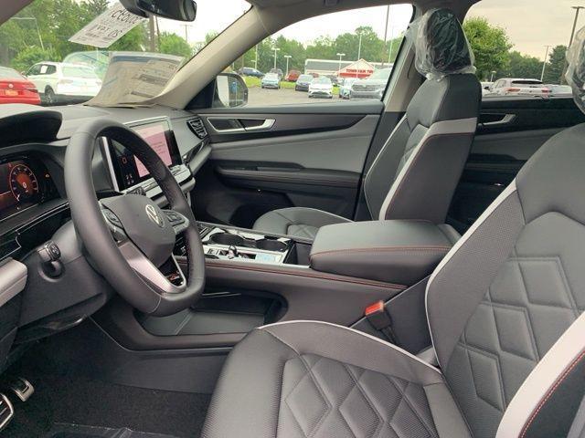 new 2025 Volkswagen Atlas car, priced at $49,521