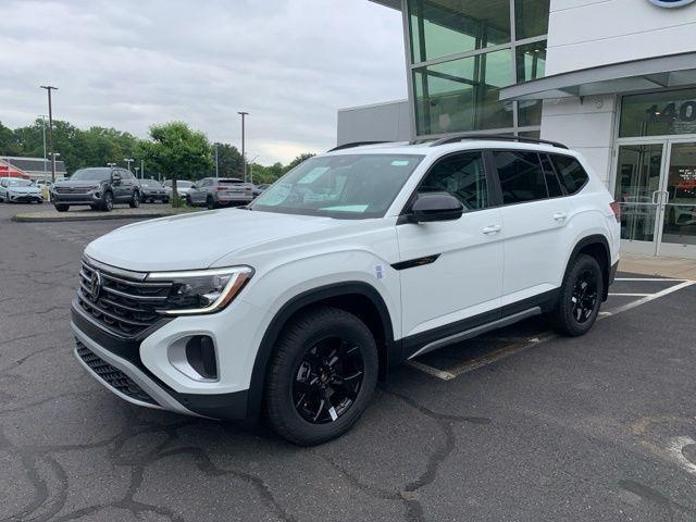 new 2025 Volkswagen Atlas car, priced at $49,521
