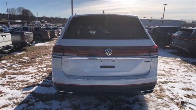 new 2025 Volkswagen Atlas car, priced at $49,866