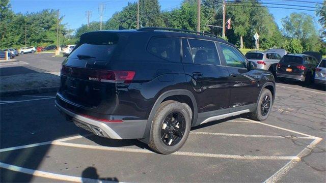 new 2024 Volkswagen Atlas car, priced at $49,108