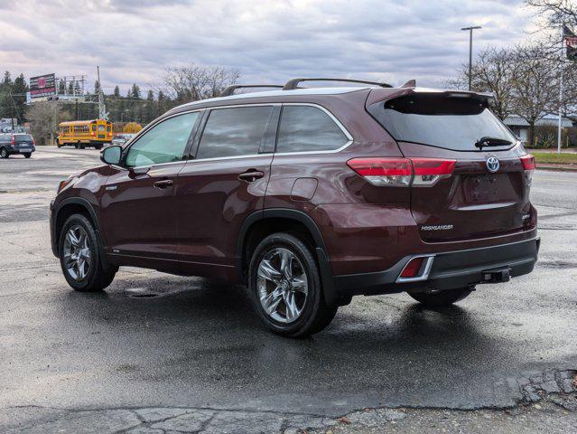 used 2019 Toyota Highlander Hybrid car, priced at $36,972