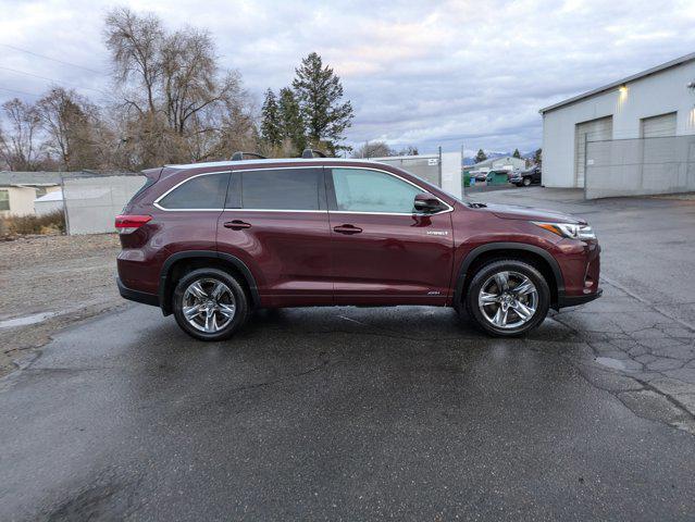 used 2019 Toyota Highlander Hybrid car, priced at $36,972