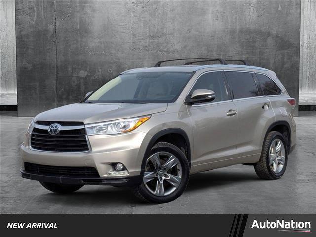 used 2015 Toyota Highlander car, priced at $17,993