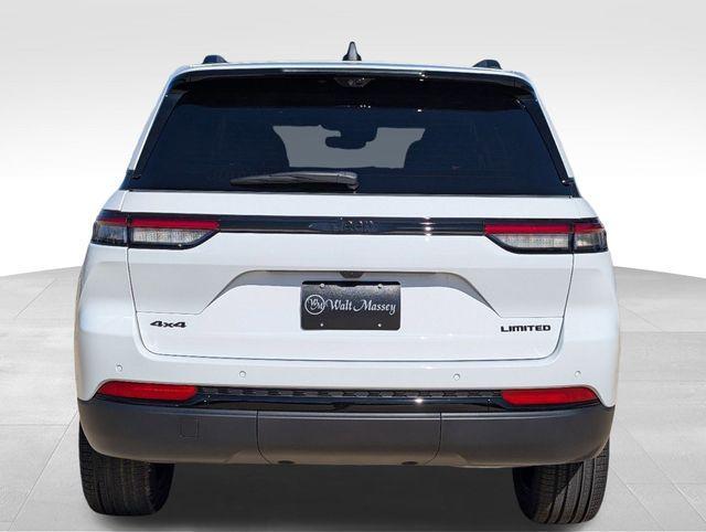new 2025 Jeep Grand Cherokee car, priced at $48,143