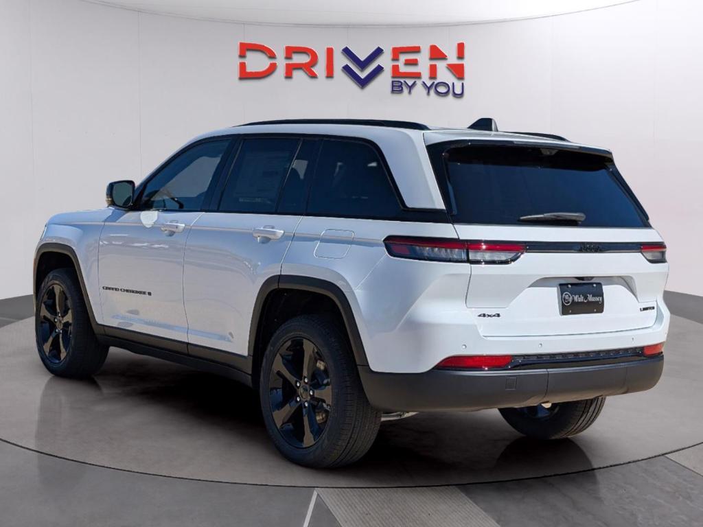 new 2025 Jeep Grand Cherokee car, priced at $43,893