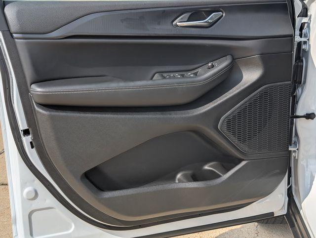 new 2025 Jeep Grand Cherokee L car, priced at $41,525