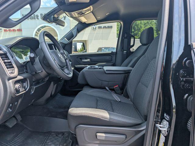new 2025 Ram 1500 car, priced at $57,935