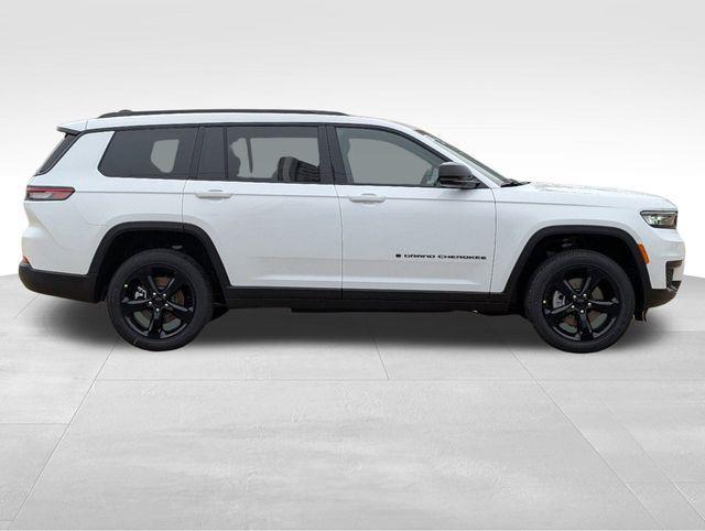 new 2025 Jeep Grand Cherokee L car, priced at $43,575