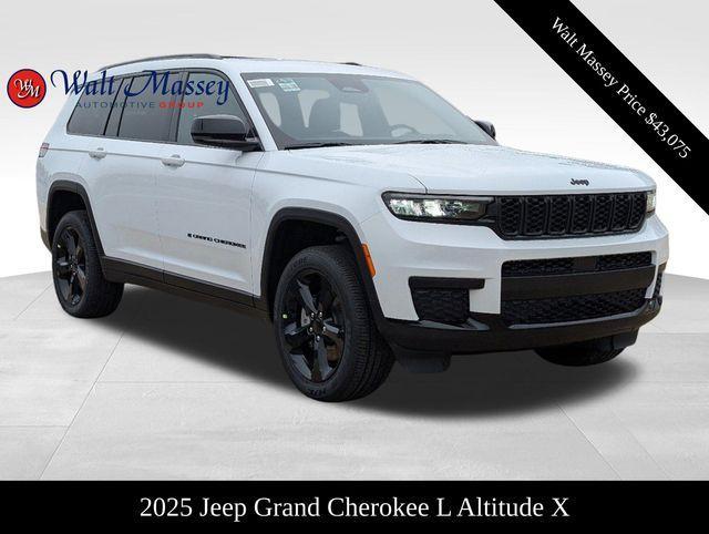 new 2025 Jeep Grand Cherokee L car, priced at $43,075