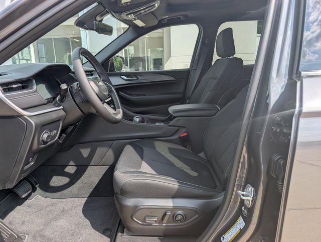 new 2025 Jeep Grand Cherokee L car, priced at $42,120