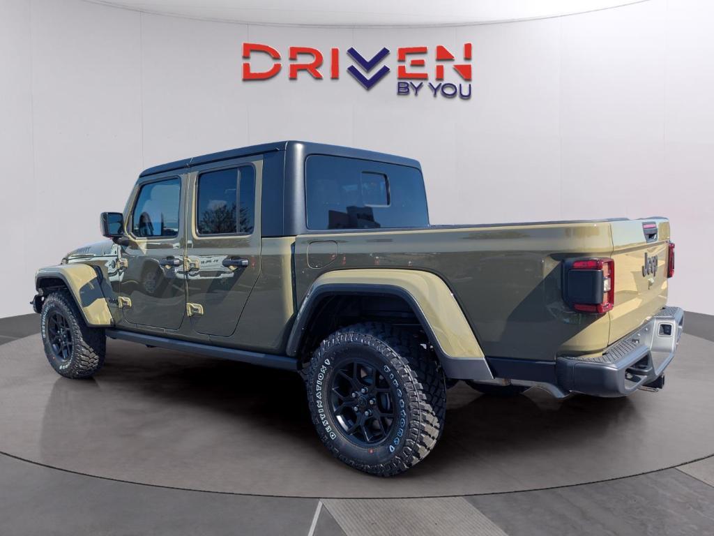 new 2025 Jeep Gladiator car, priced at $44,414