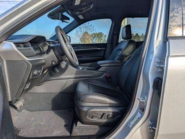 new 2025 Jeep Grand Cherokee L car, priced at $50,648