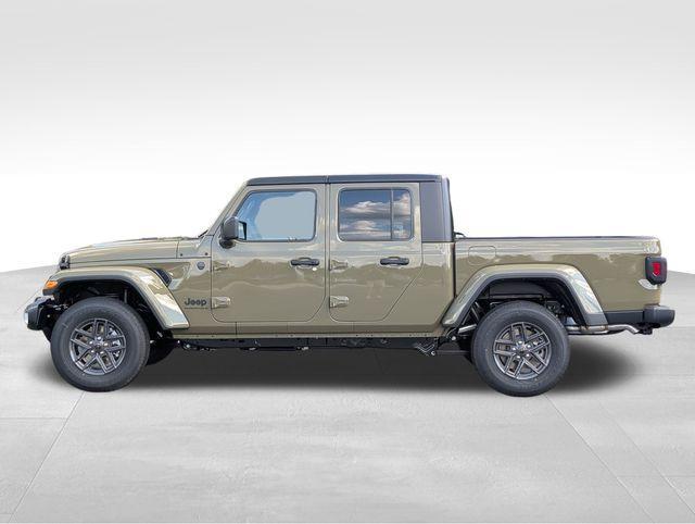 new 2025 Jeep Gladiator car, priced at $45,395